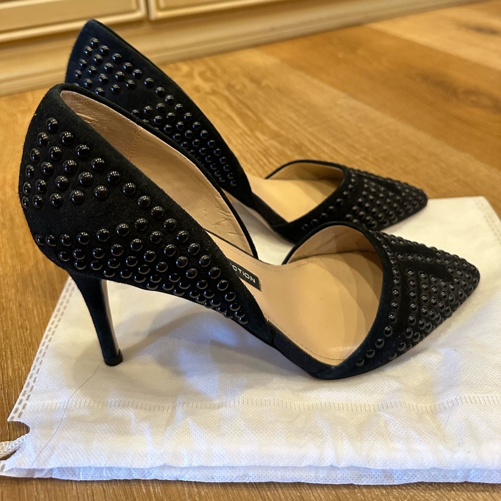 FRENCH CONNECTION BLACK SUEDE HEELS - SIZE 40 / 9.5